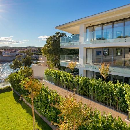 Hadrie Luxury Resort And Villas Krk Кърк Екстериор снимка