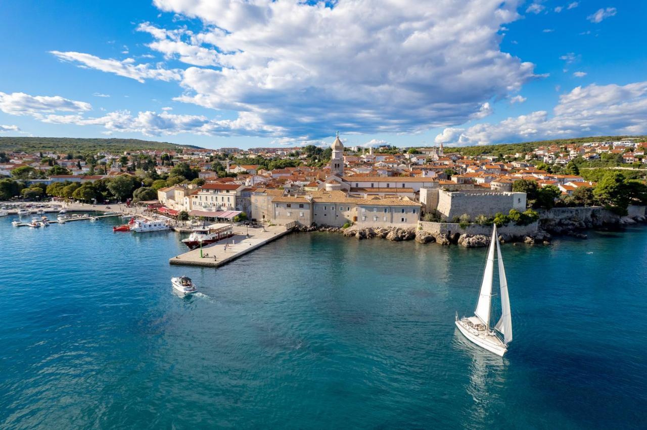 Hadrie Luxury Resort And Villas Krk Кърк Екстериор снимка